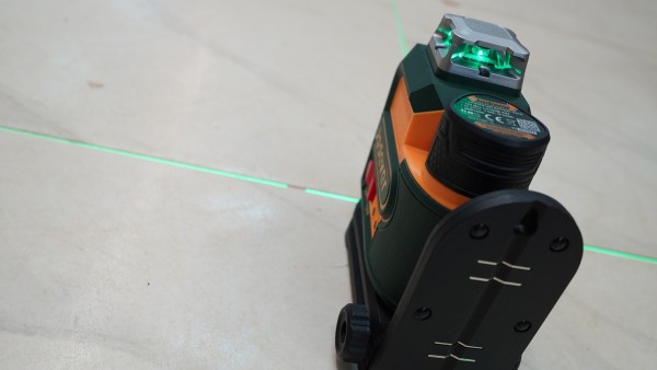 Nivel Laser 12 Líneas 3d Verde Con Batería 12v Jadever 30m - Imagen 7